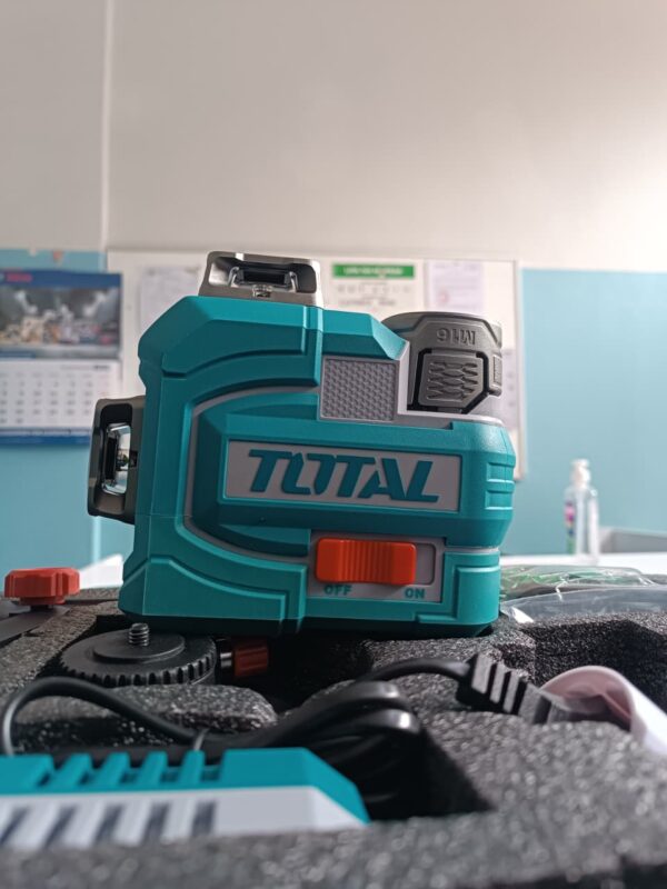 TOTAL 3D LINE LASER LEVEL (GREEN LINE) - Image 3